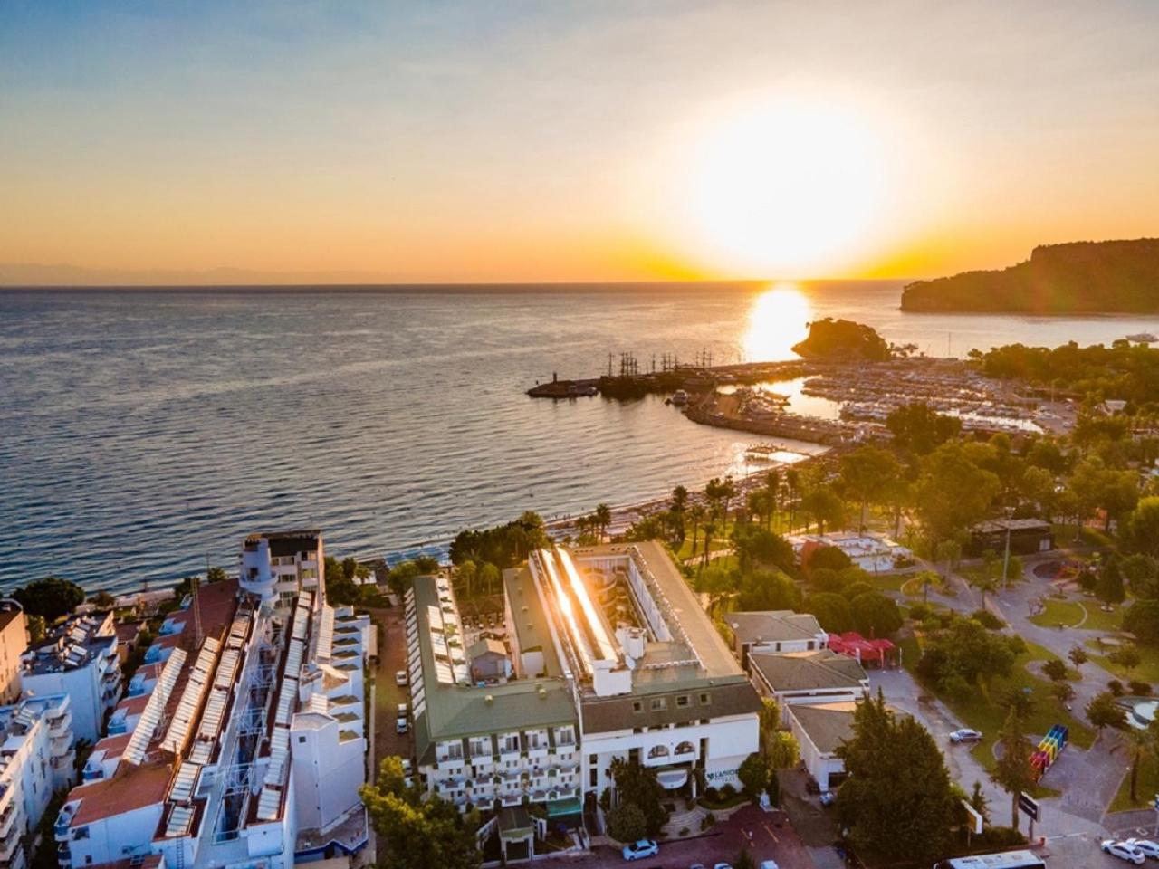 L'Ancora Beach Hotel Кемер Экстерьер фото
